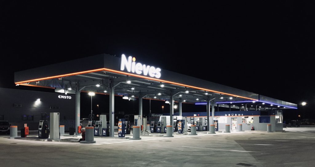 Foto de Gasolinera Nieves Llers