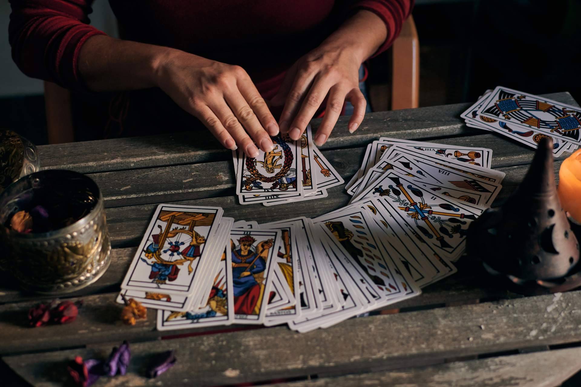 Superar todos los obstáculos y dificultades de la vida de la mano de Tarot Terapéutico Alma