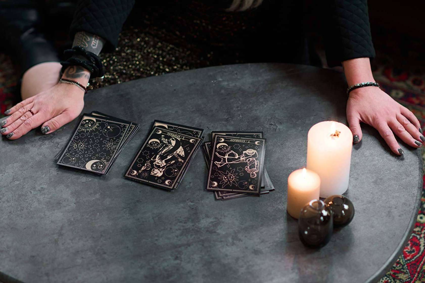 Tarot gratis con tirada completa de 28 cartas en el año 2023