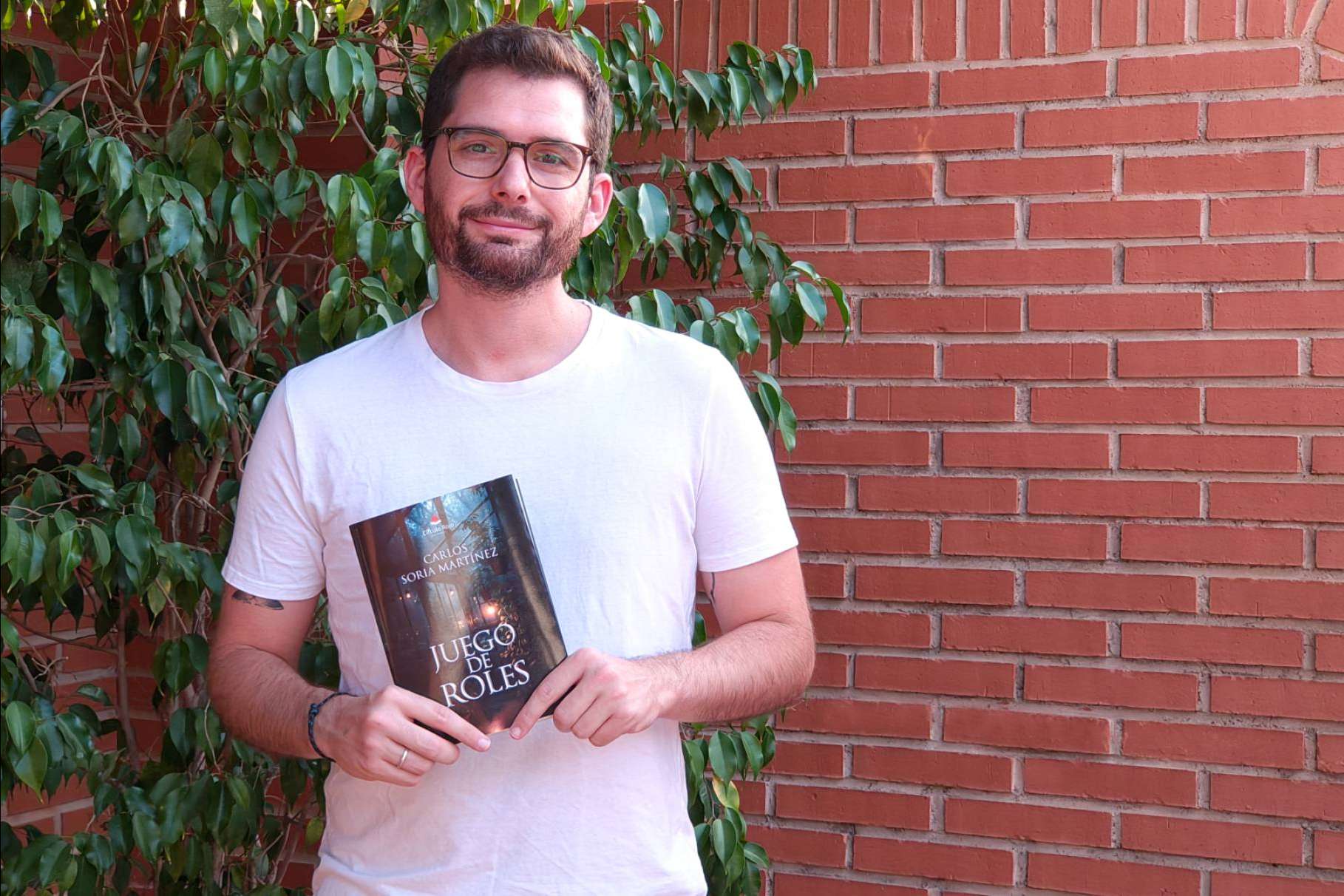 Carlos Soria Martínez publica ‘Juegos de roles’, una novela llena de suspense e intriga.