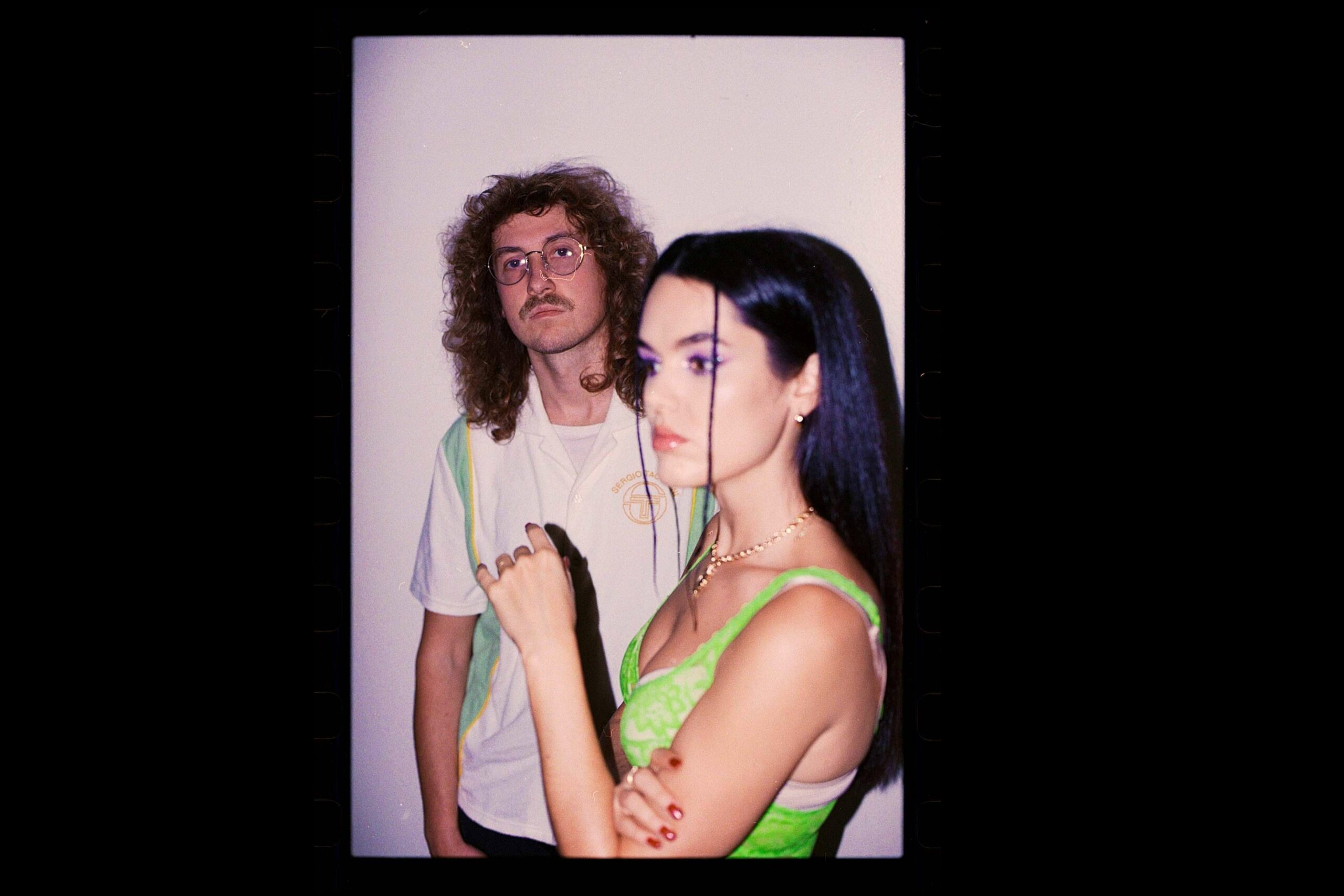 ATZUR su nuevo single ‘NOW I’M HAPPY’
