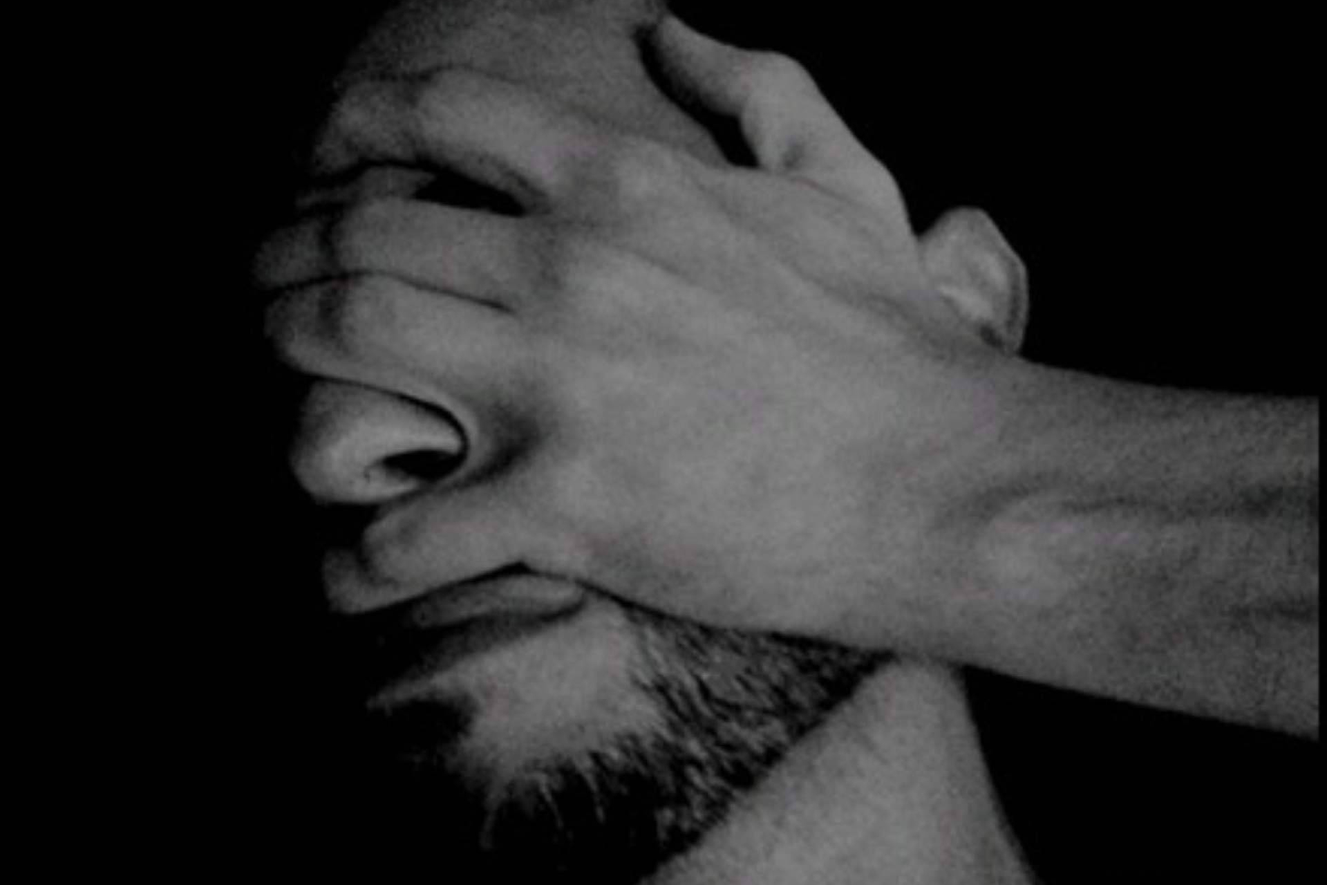 David García Patiño; la poesía como alquimia emocional en ´Poemas y Teoremas´.