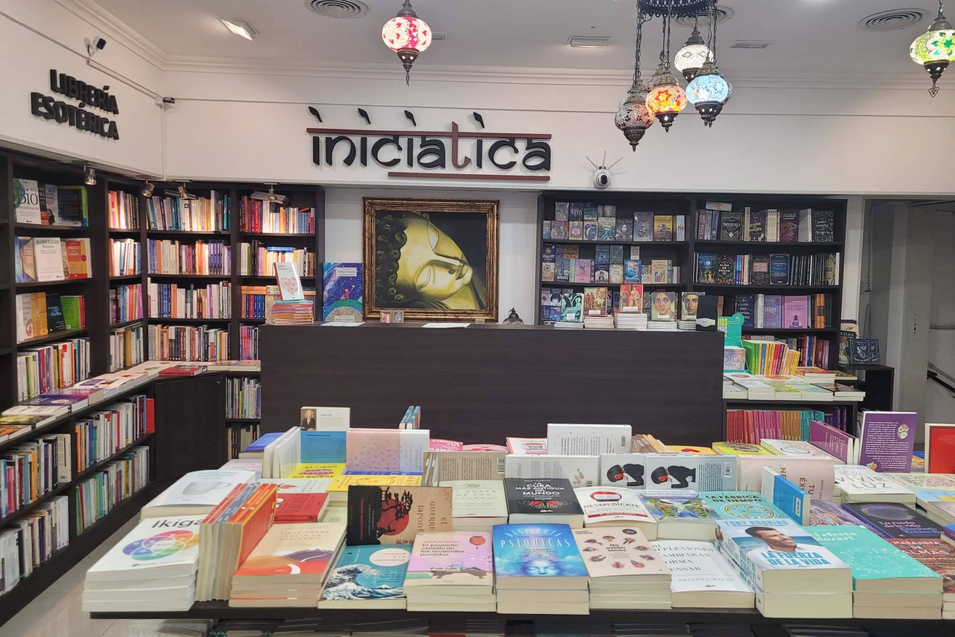 Iniciática impulsa en Rosario el acceso a libros de espiritualidad en una destacada librería esotérica en Argentina